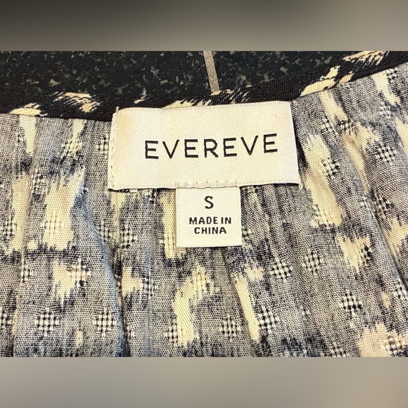 Evereve Stella puff sleeve mini dress Pockets Black-ivory SZ. Small - Picture 3 of 14